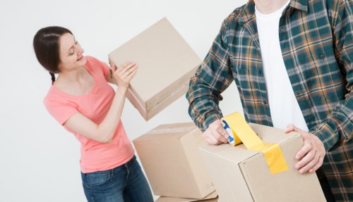 Professional local moving van service for Ham customers