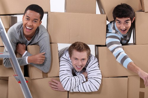 Local Ham moving support for convenient item collection and delivery