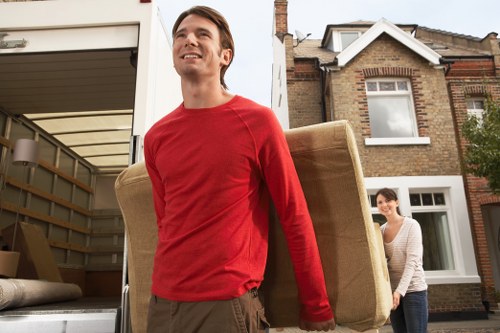 Checklist and preparation for removal truck hire in Ham